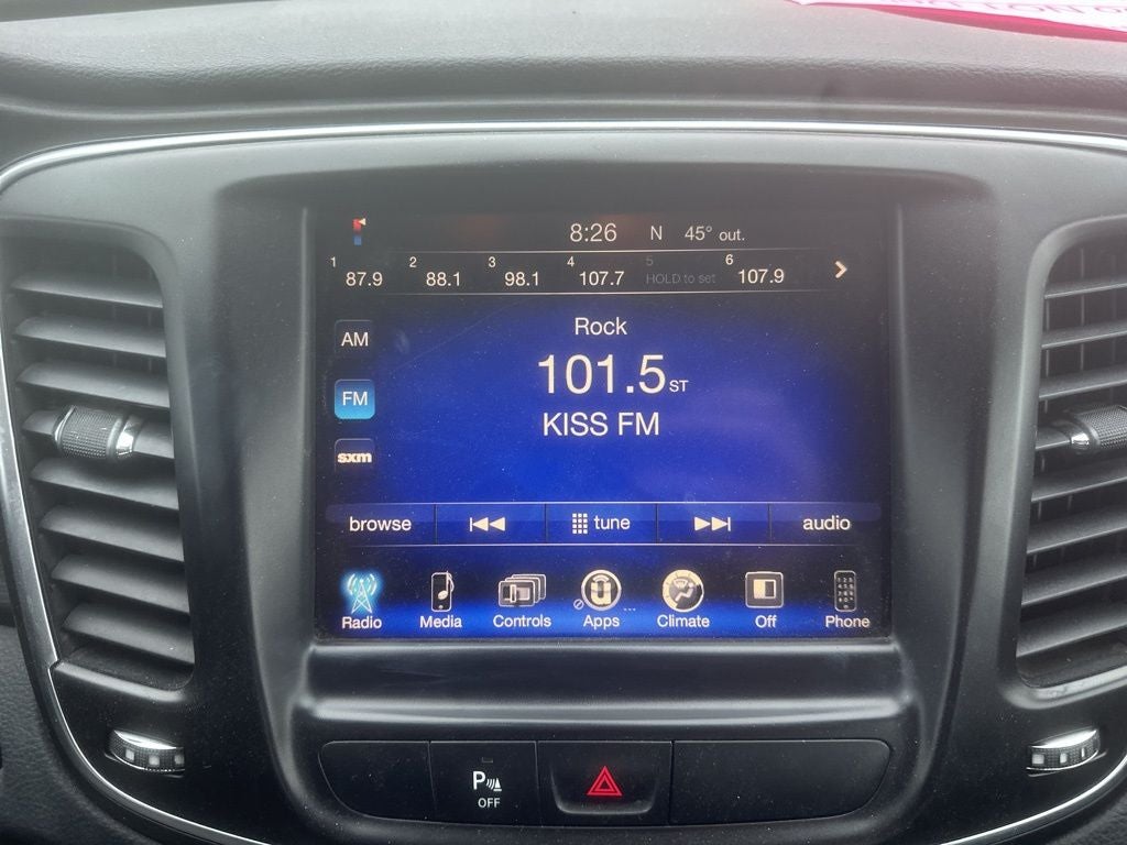 2015 Chrysler 200 Limited