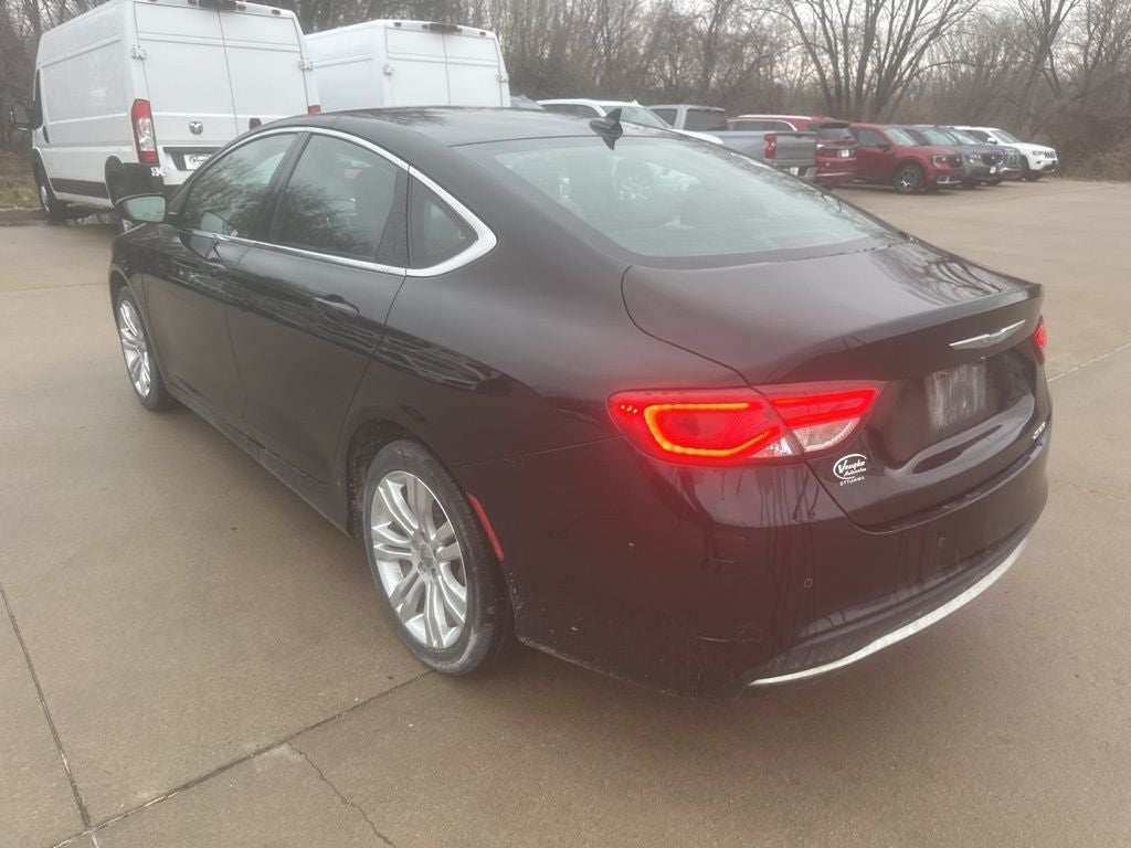 2015 Chrysler 200 Limited