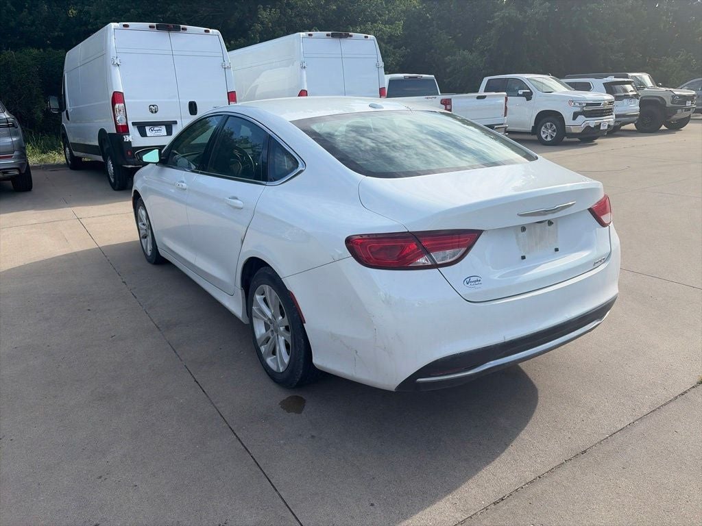 2015 Chrysler 200 Limited