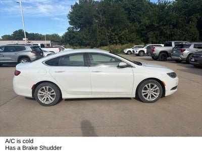 2015 Chrysler 200 Limited