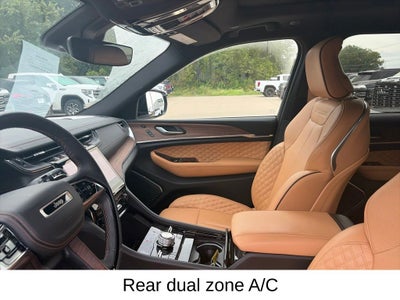 2023 Jeep Grand Cherokee Summit