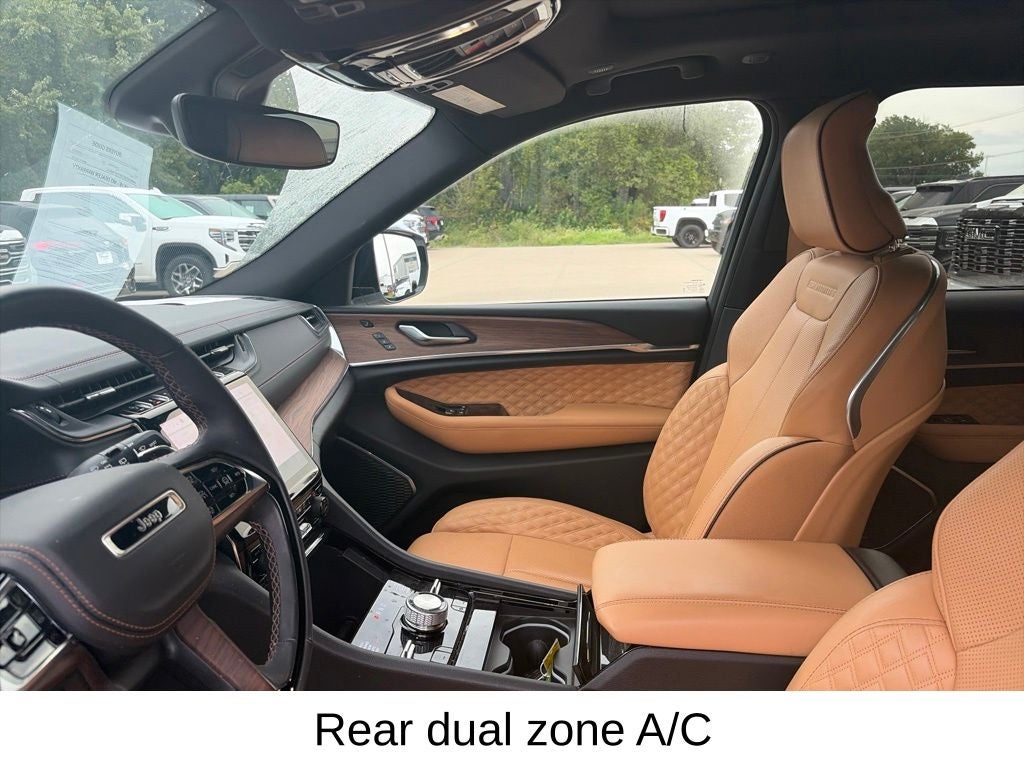 2023 Jeep Grand Cherokee Summit