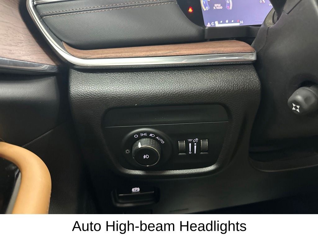 2023 Jeep Grand Cherokee Summit