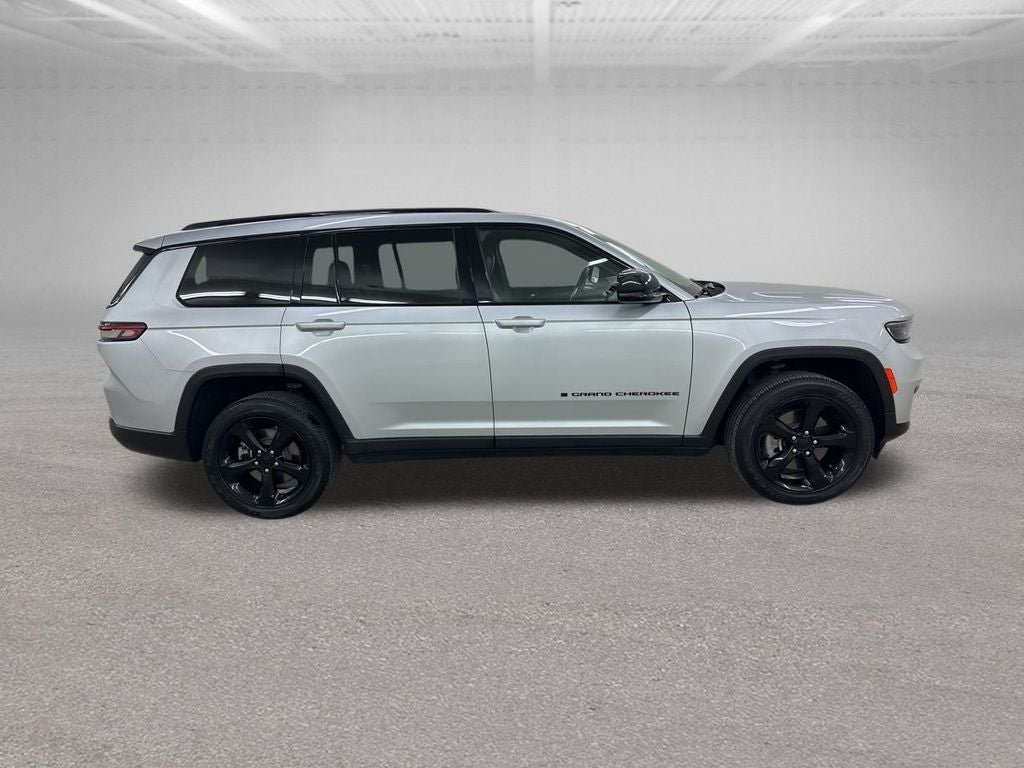 2022 Jeep Grand Cherokee L Altitude