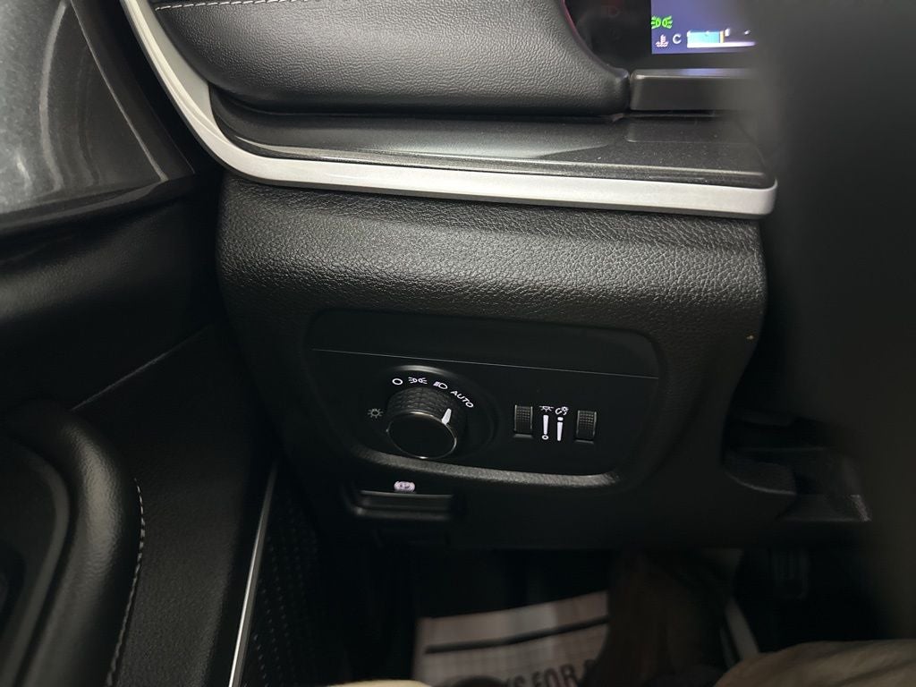 2022 Jeep Grand Cherokee L Altitude