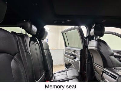 2024 Jeep Wagoneer Base
