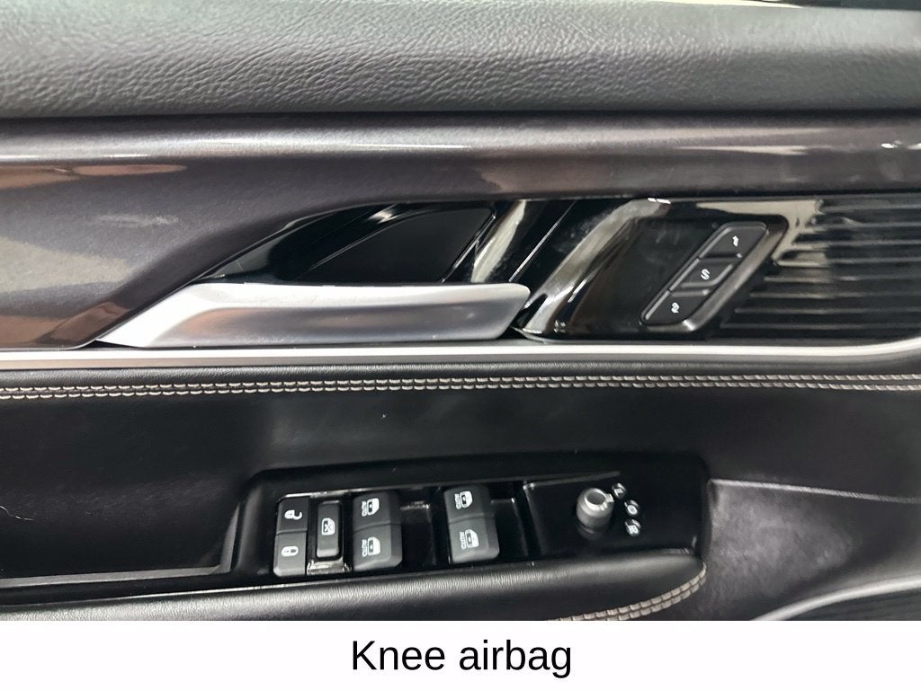 2024 Jeep Wagoneer Base