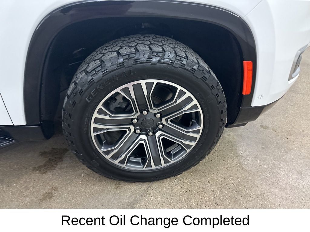 2023 Jeep Wagoneer Base