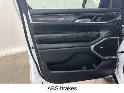 2023 Jeep Wagoneer Base