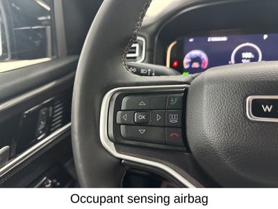 2023 Jeep Wagoneer Base