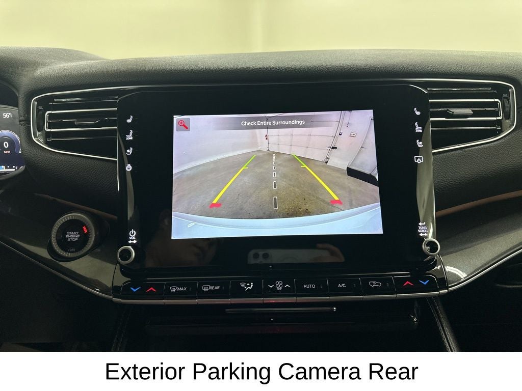 2023 Jeep Wagoneer Base