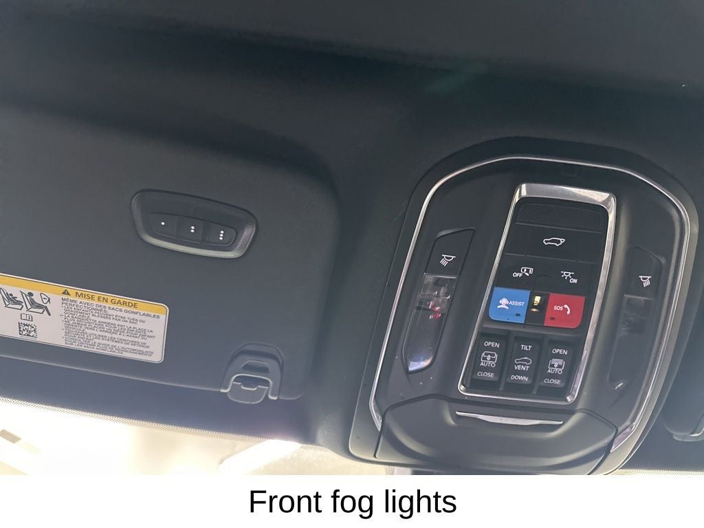 2023 Jeep Wagoneer Base