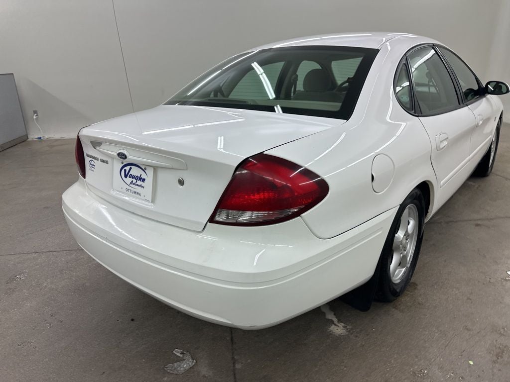 2004 Ford Taurus SES