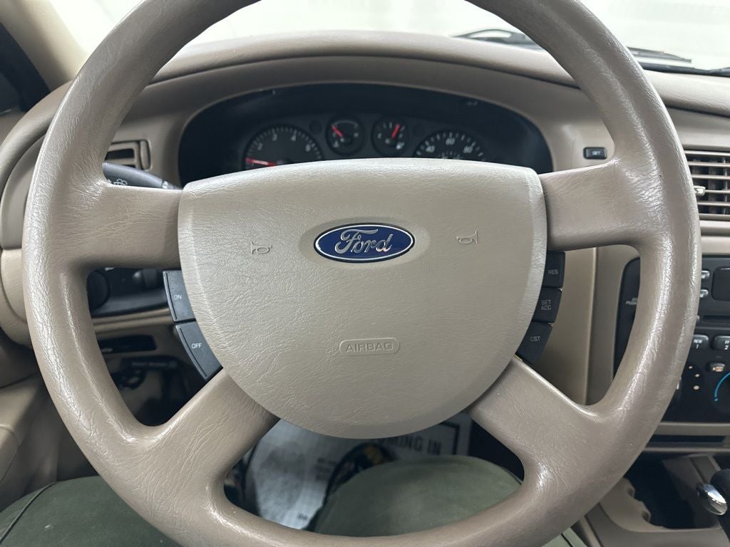 2004 Ford Taurus SES