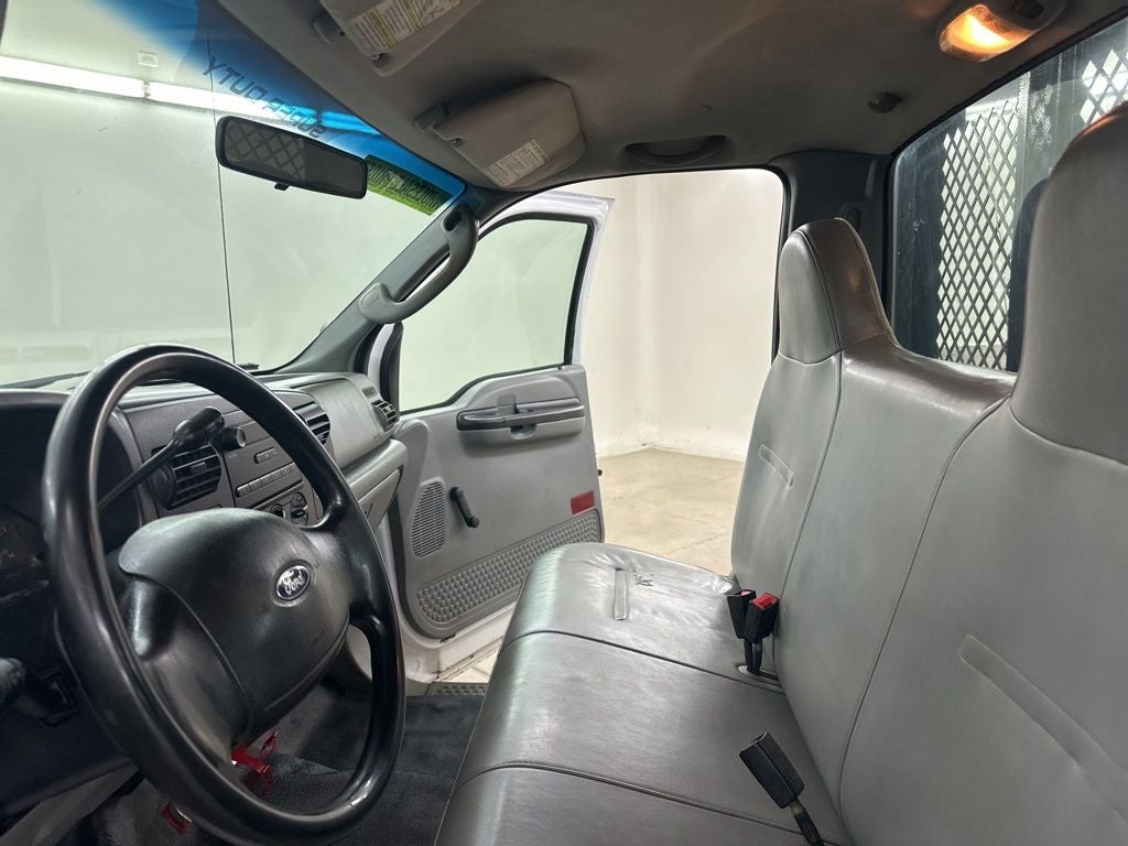 2006 Ford F-350SD XL DRW