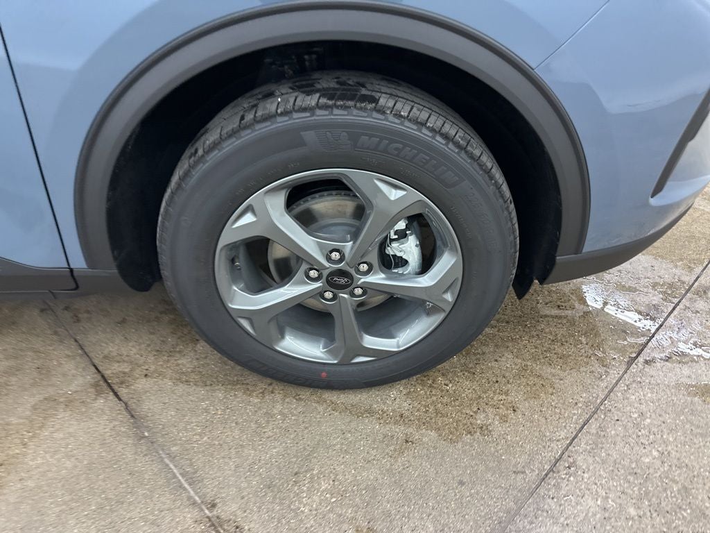 2026 Ford Escape Hybrid ST-Line Select