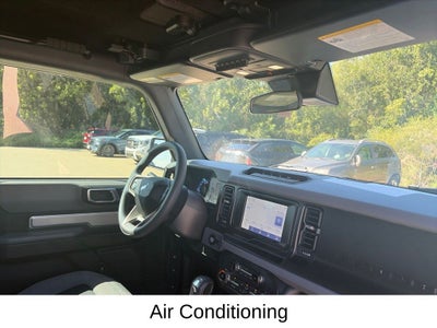 2022 Ford Bronco Base
