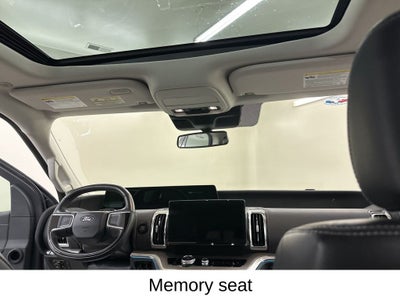 2025 Ford Expedition Platinum