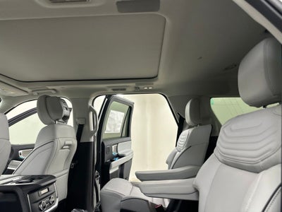 2027 Ford Expedition Platinum