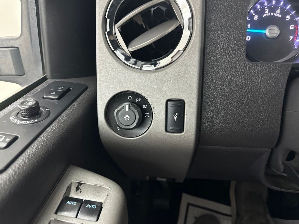 2015 Ford F-250SD Lariat