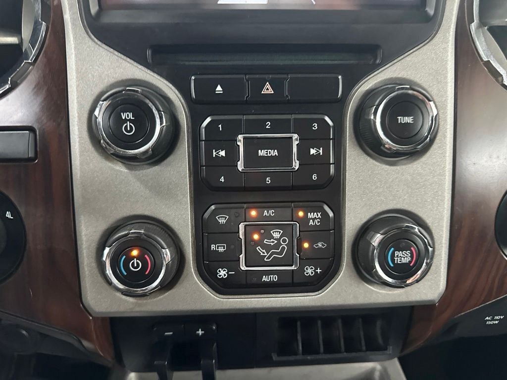 2015 Ford F-250SD Lariat