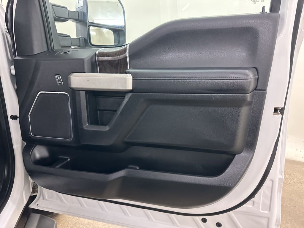 2020 Ford F-250SD Lariat