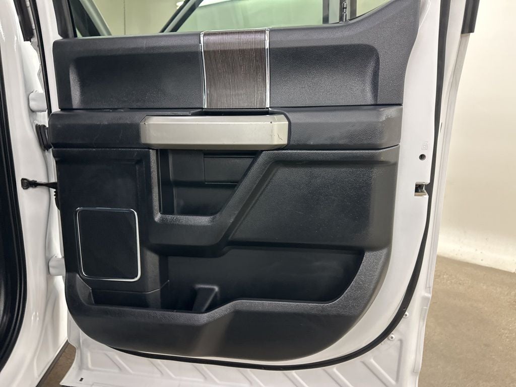 2020 Ford F-250SD Lariat