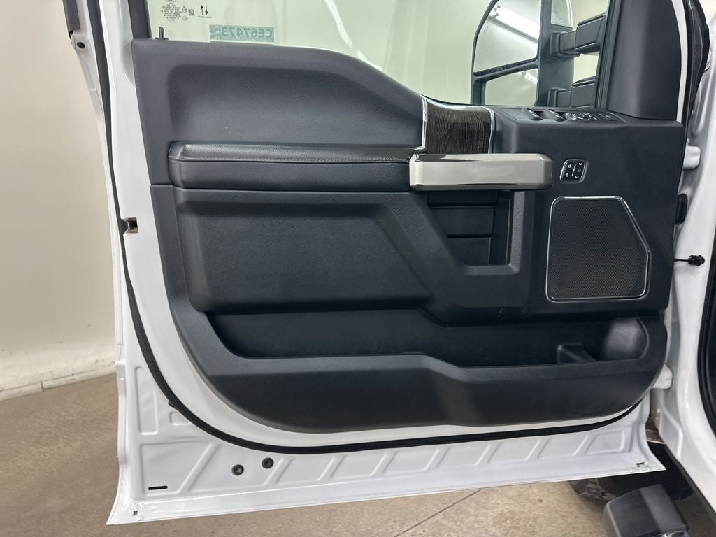 2020 Ford F-250SD Lariat