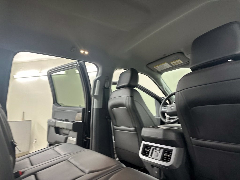2027 Ford F-250SD Lariat