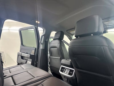 2027 Ford F-350SD Lariat