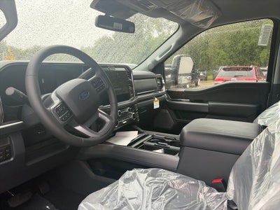 2027 Ford F-350SD Lariat
