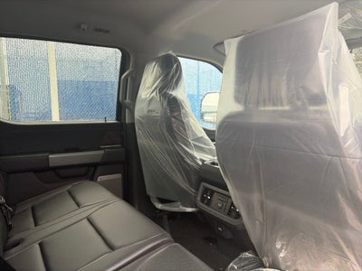 2027 Ford F-350SD Lariat