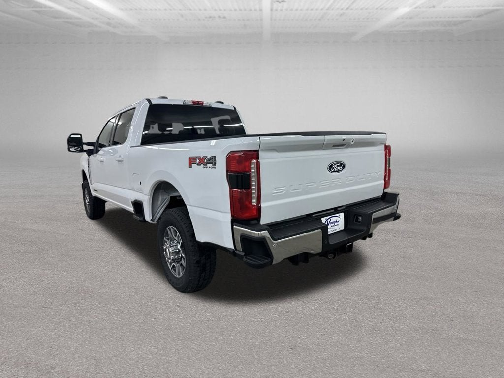 2027 Ford F-350SD Lariat