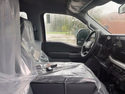 2027 Ford F-350SD XLT