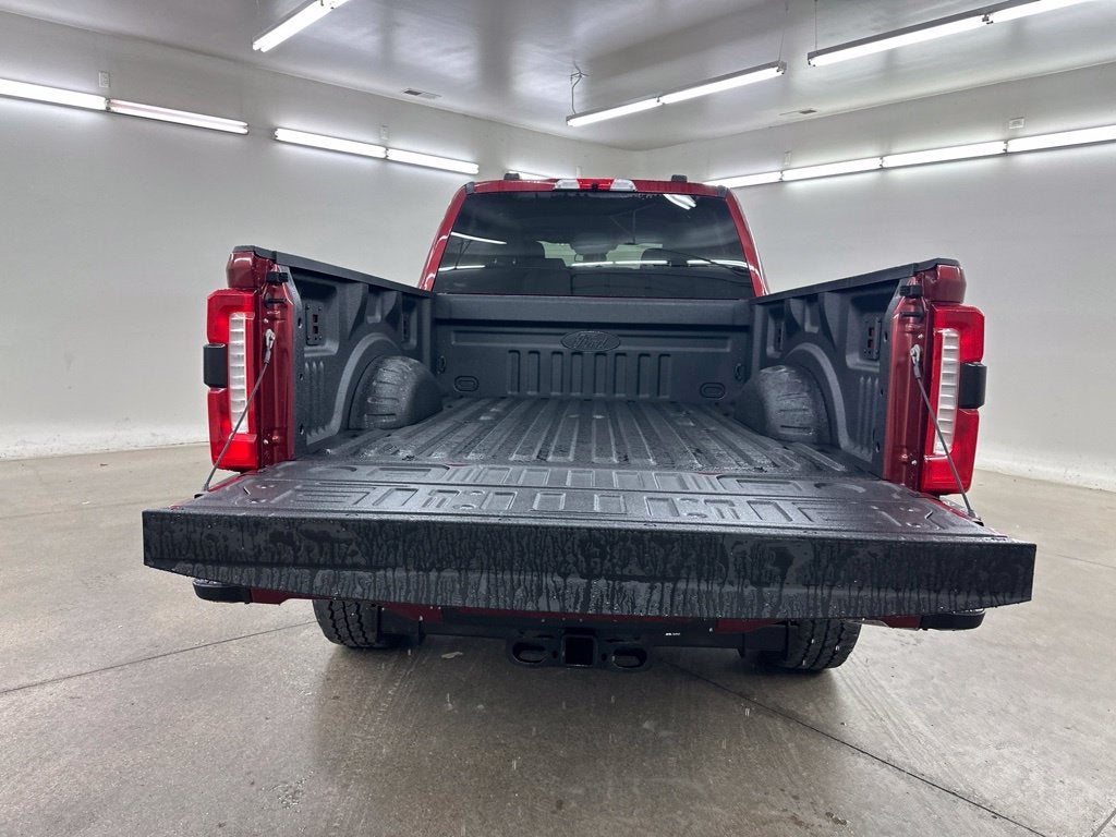 2027 Ford F-350SD XLT