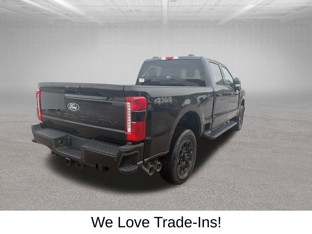 2027 Ford F-350SD Lariat