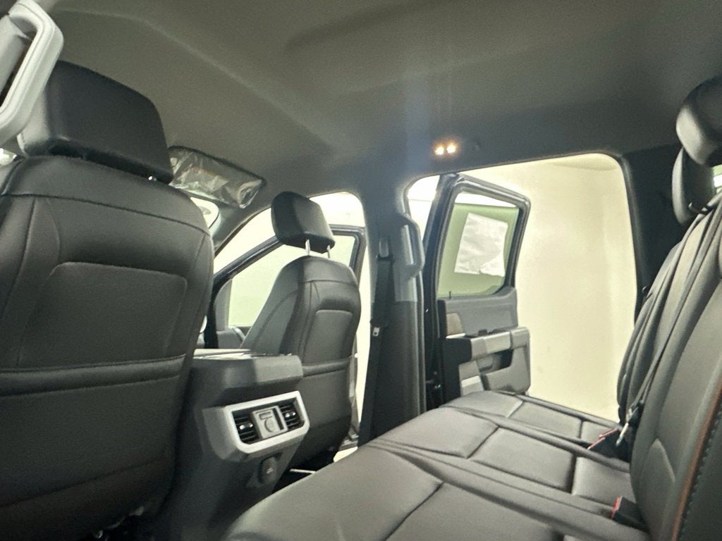 2027 Ford F-350SD Lariat