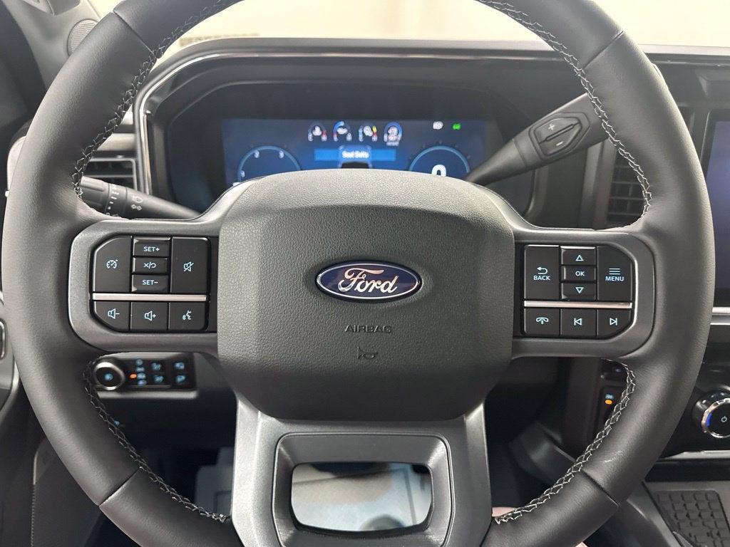 2027 Ford F-350SD Lariat