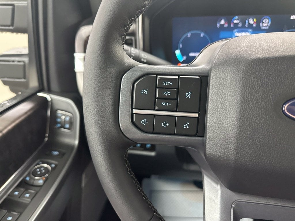 2027 Ford F-350SD Lariat