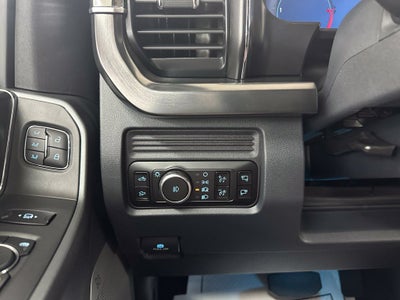 2027 Ford F-350SD Lariat