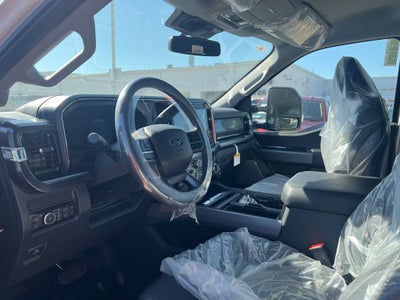 2027 Ford F-350SD Lariat