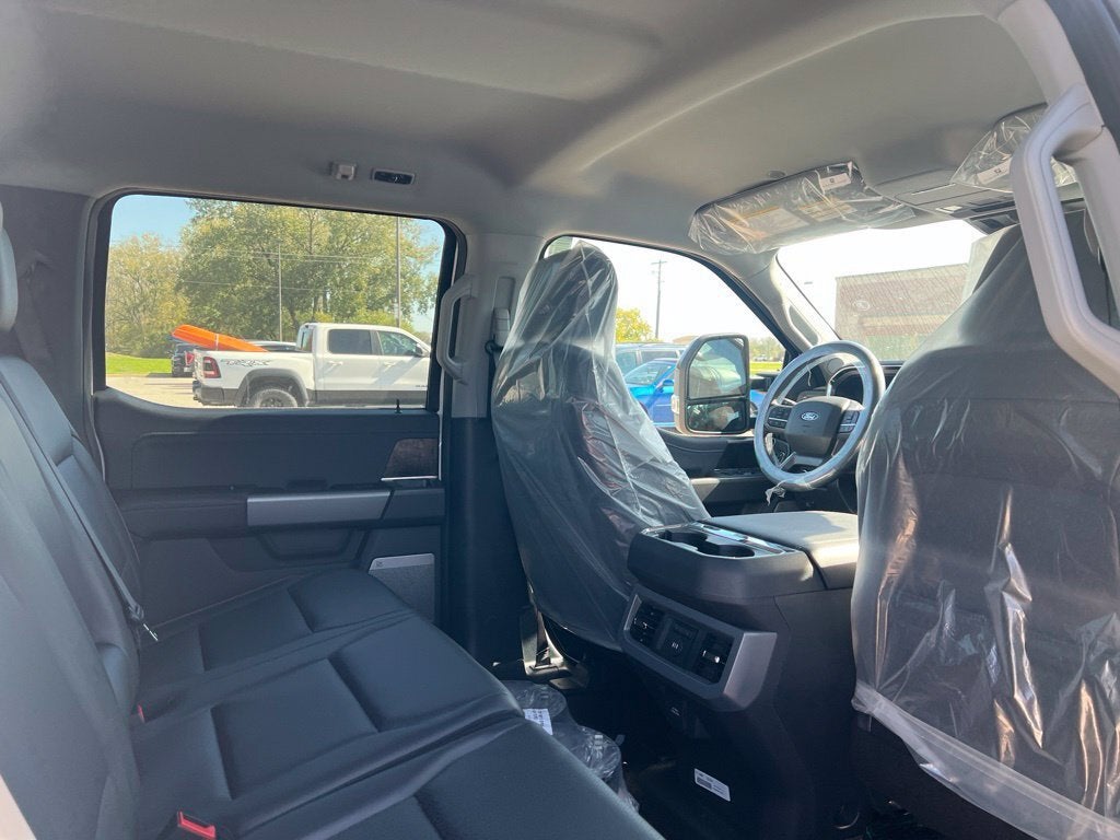 2027 Ford F-350SD Lariat