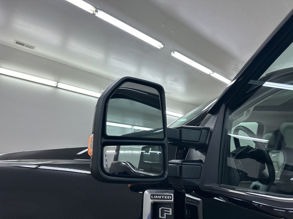 2021 Ford F-350SD Limited