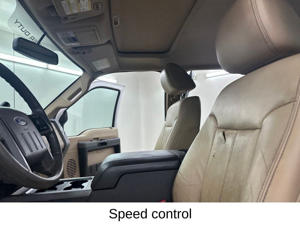 2011 Ford F-350SD Lariat DRW