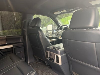 2022 Ford F-350SD Lariat DRW