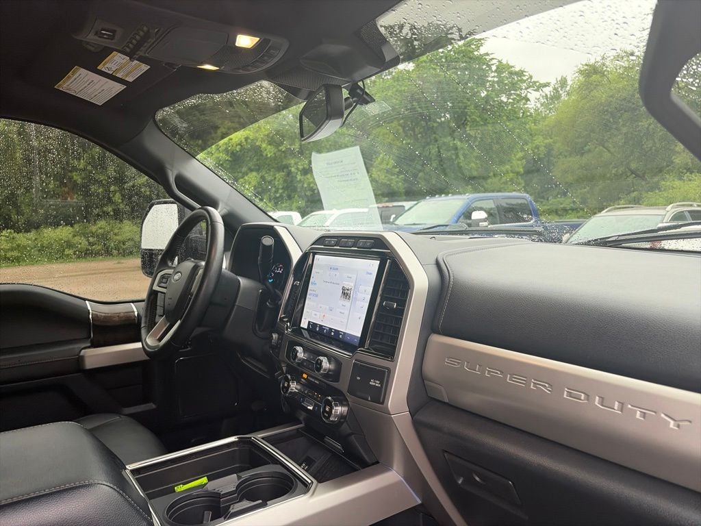 2022 Ford F-350SD Lariat DRW