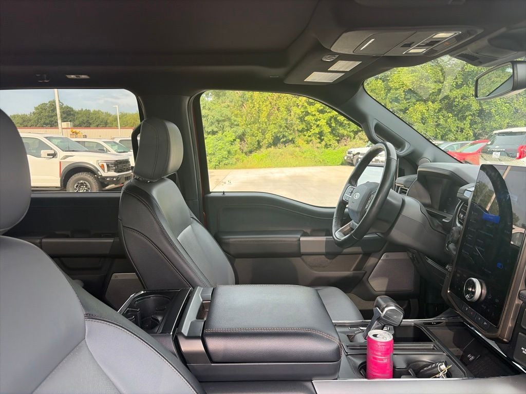 2022 Ford F-150 Lightning Lariat