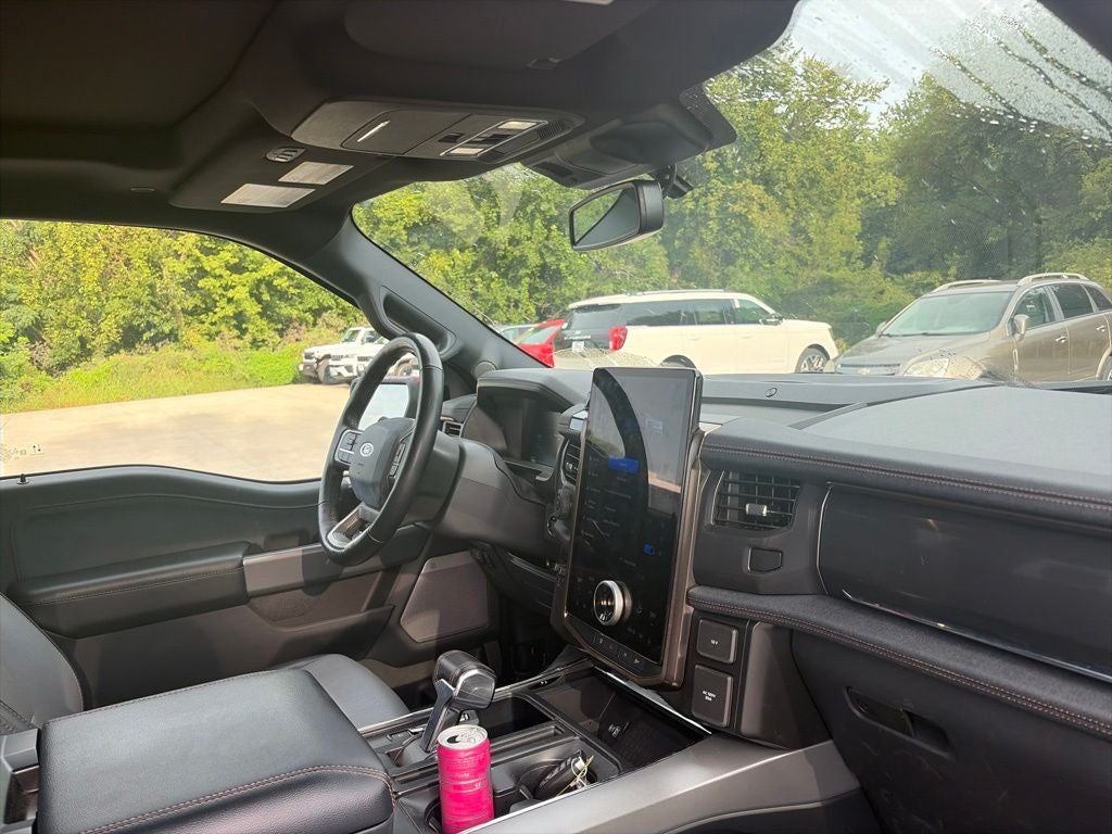 2022 Ford F-150 Lightning Lariat