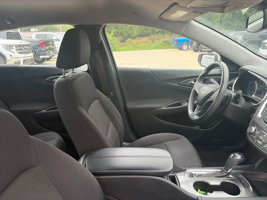 2016 Chevrolet Malibu LT 1LT