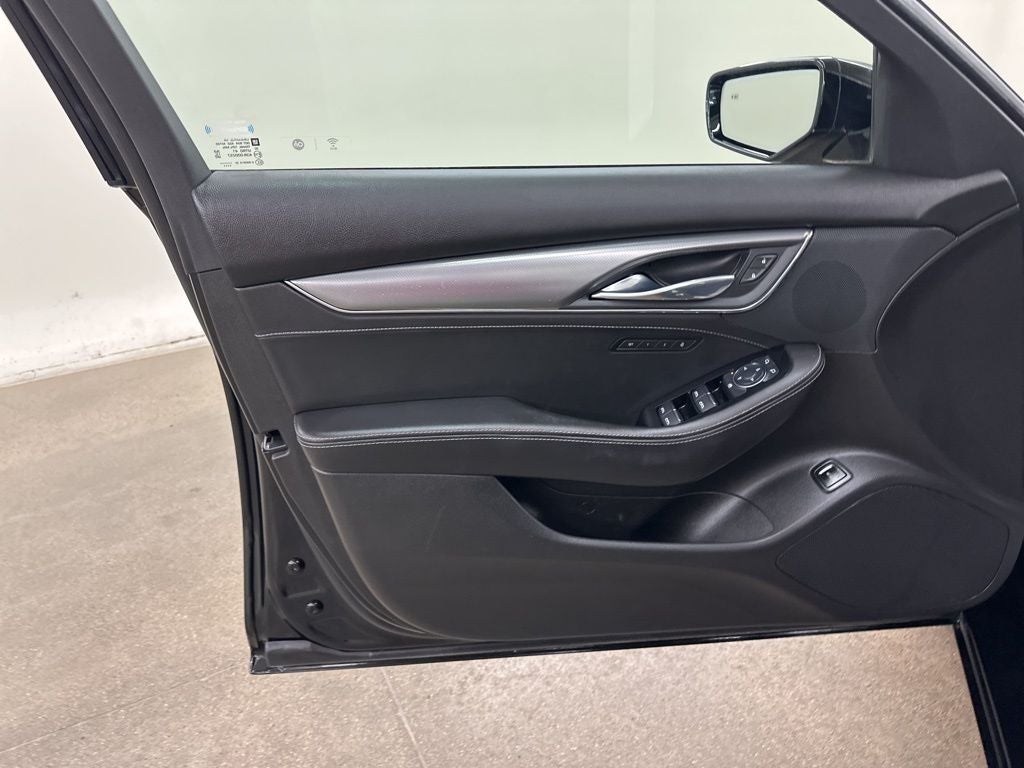 2023 Cadillac CT5 Luxury